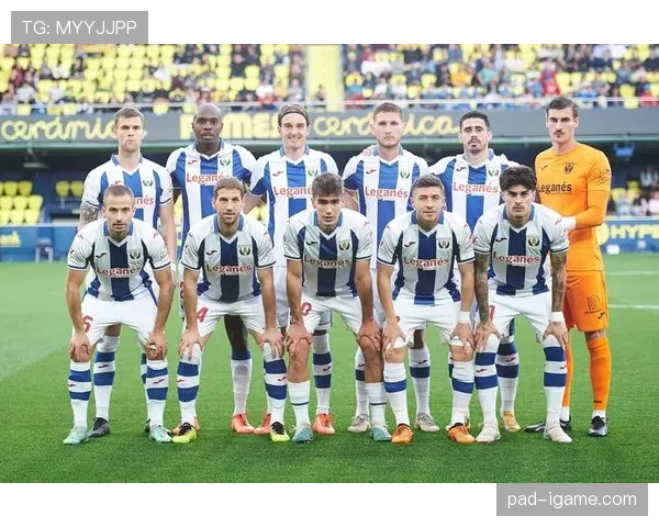 西甲新赛季：传奇豪门强势回归，战绩闪耀联赛